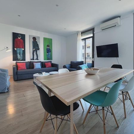 Stay U-Nique Apartments Casanova Barcelona Exterior foto